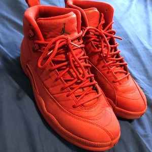 Men’s Jordan 12 Size 9
